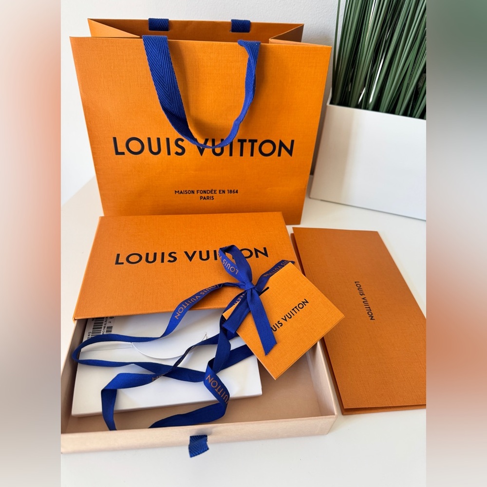 New Louis Vuitton Jane Notebook MM GI1419 Authentic limited box - Picture 13 of 13